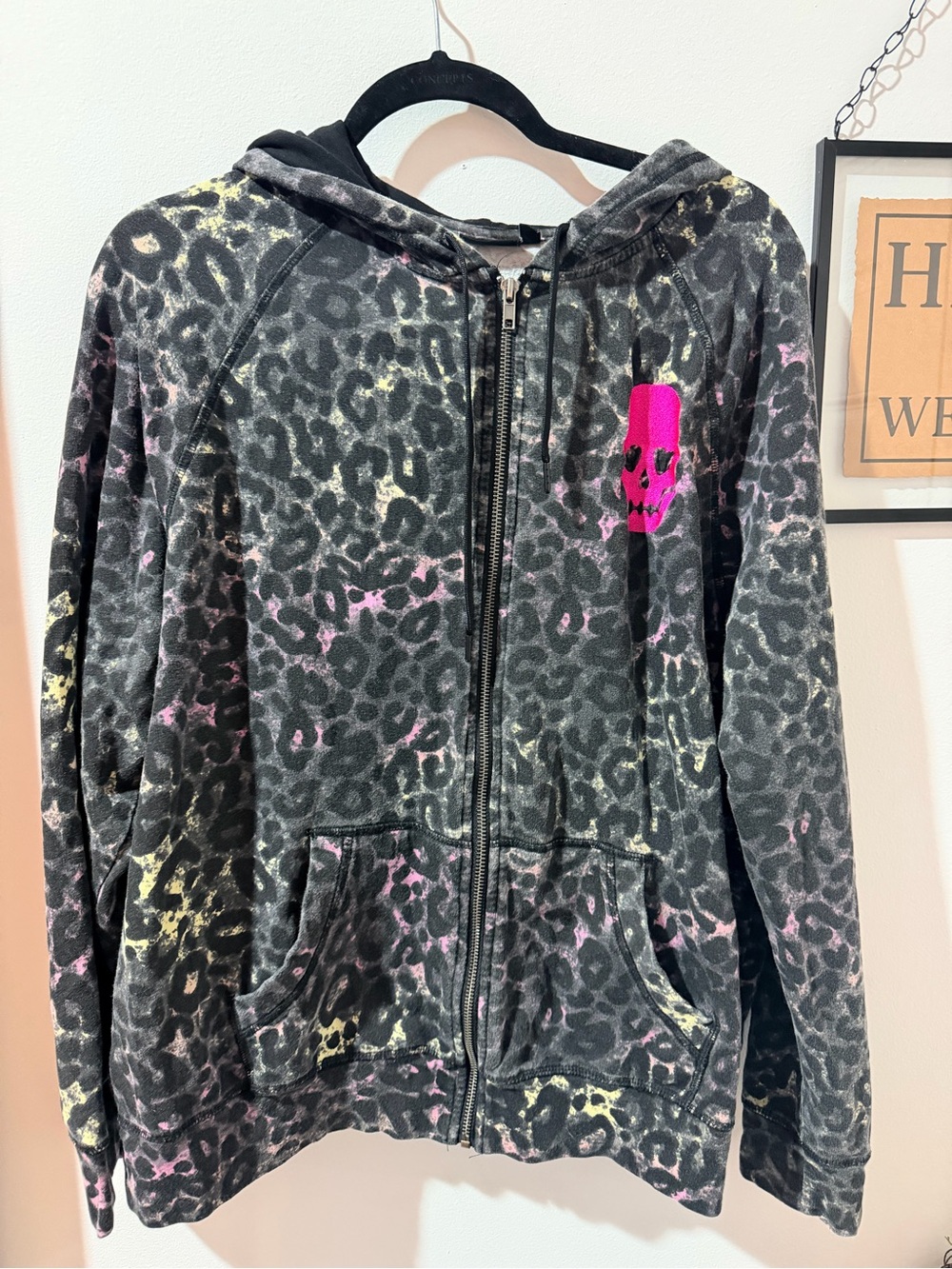 Womens Black Leopard-Print Zip Hoodie with Pink Skull Accent